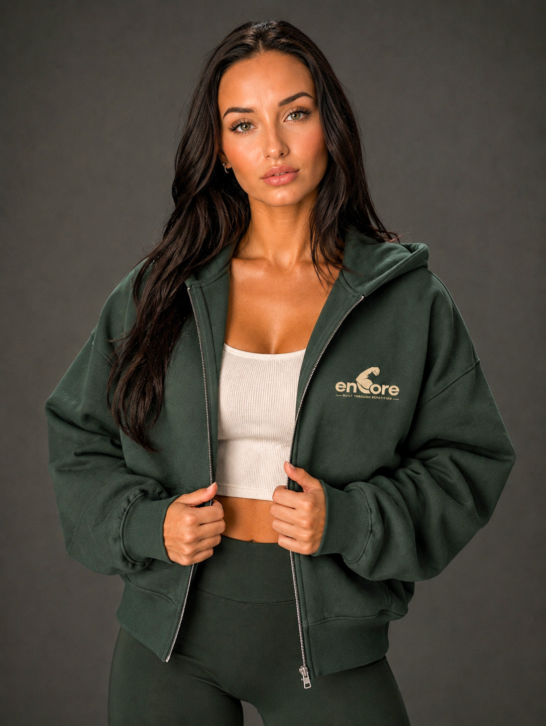 enCore,CoreFullZipHoodie,FullZipHoodie,HeavyweightHoodie,OversizedHoodie,PremiumHoodie,LuxuryStreetwear,MinimalStreetwear,DropShoulder,UnisexHoodie,CottonBlend,Athleisure,GymHoodie,PremiumEssentials
